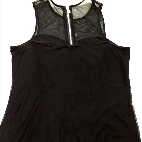 Cache Sleeveless Top - Picture 3 of 7
